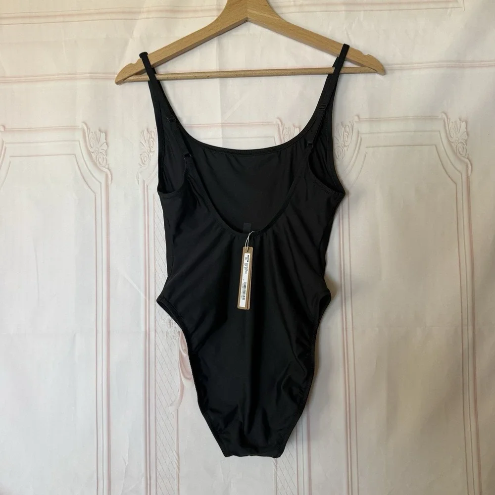 Skims Signature Swim Scoop Neck One Piece Onyx Black Women's Size M NWT